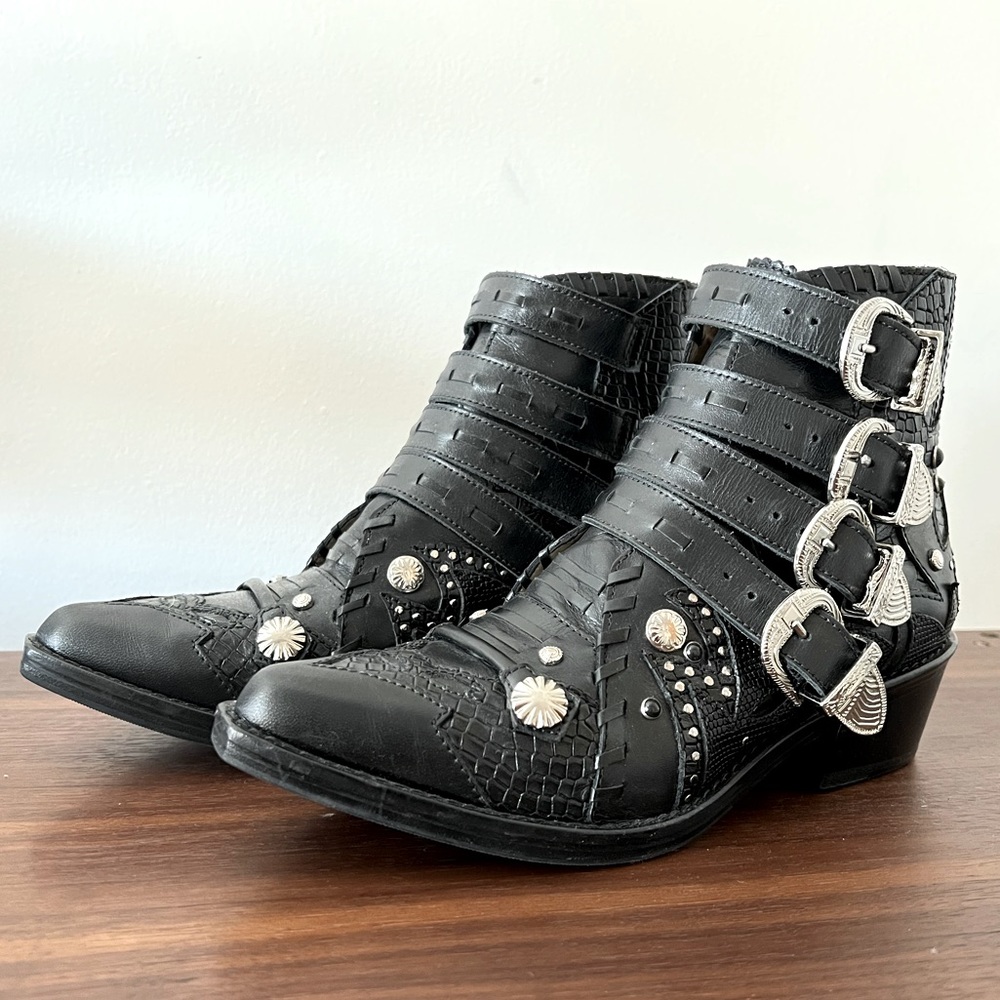 Toga Pulla Western Boot, sz 36.5 (6). Like new. $450 OBO.